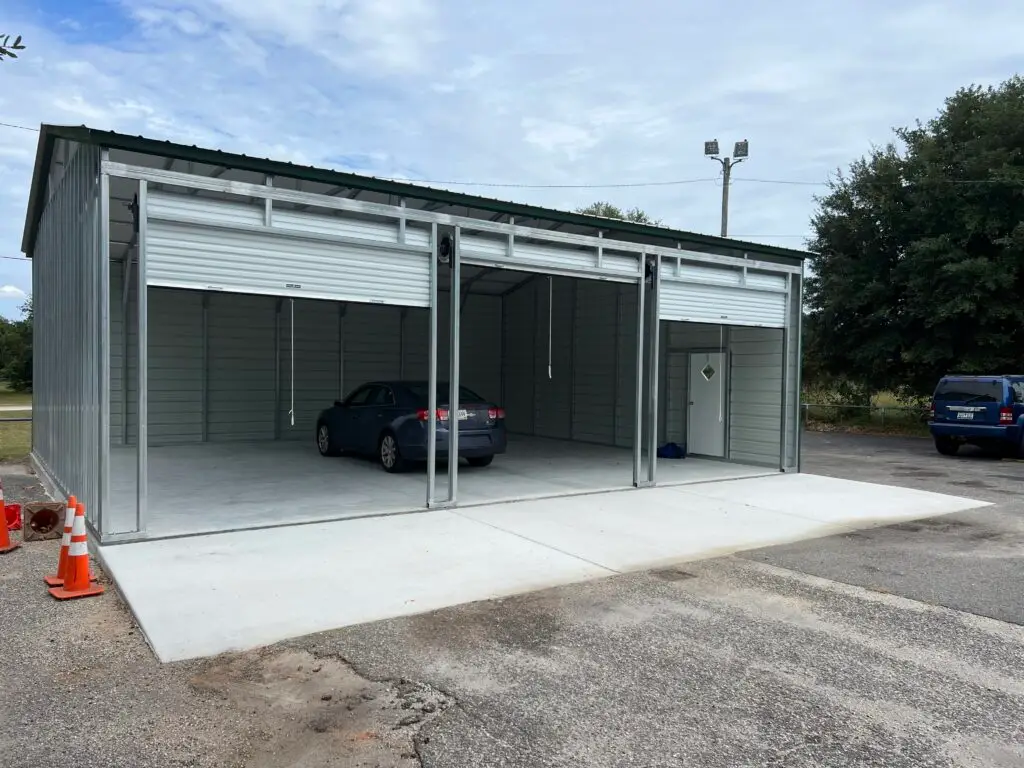 Mychael G. Smith LLC crew and equipment on a South Carolina steel building project